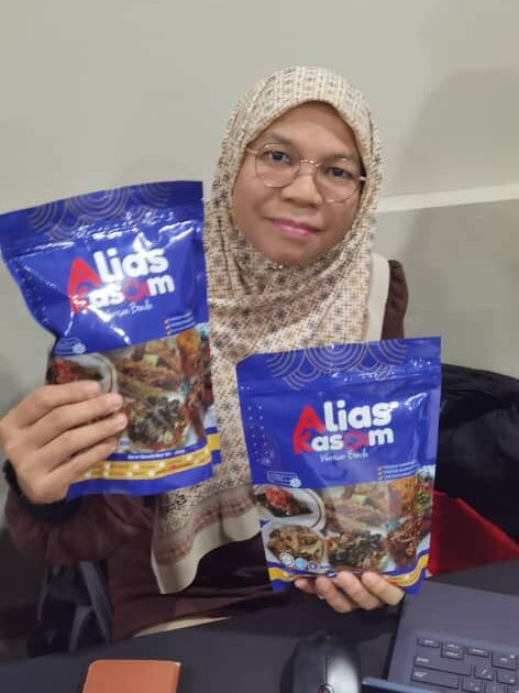 pelanggan alias kasam 1